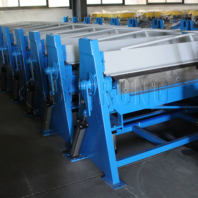 Pneumatic folding machine