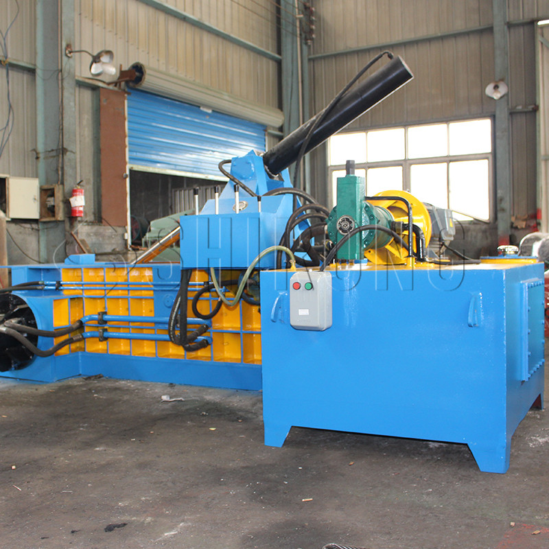 scrap metal baling machine